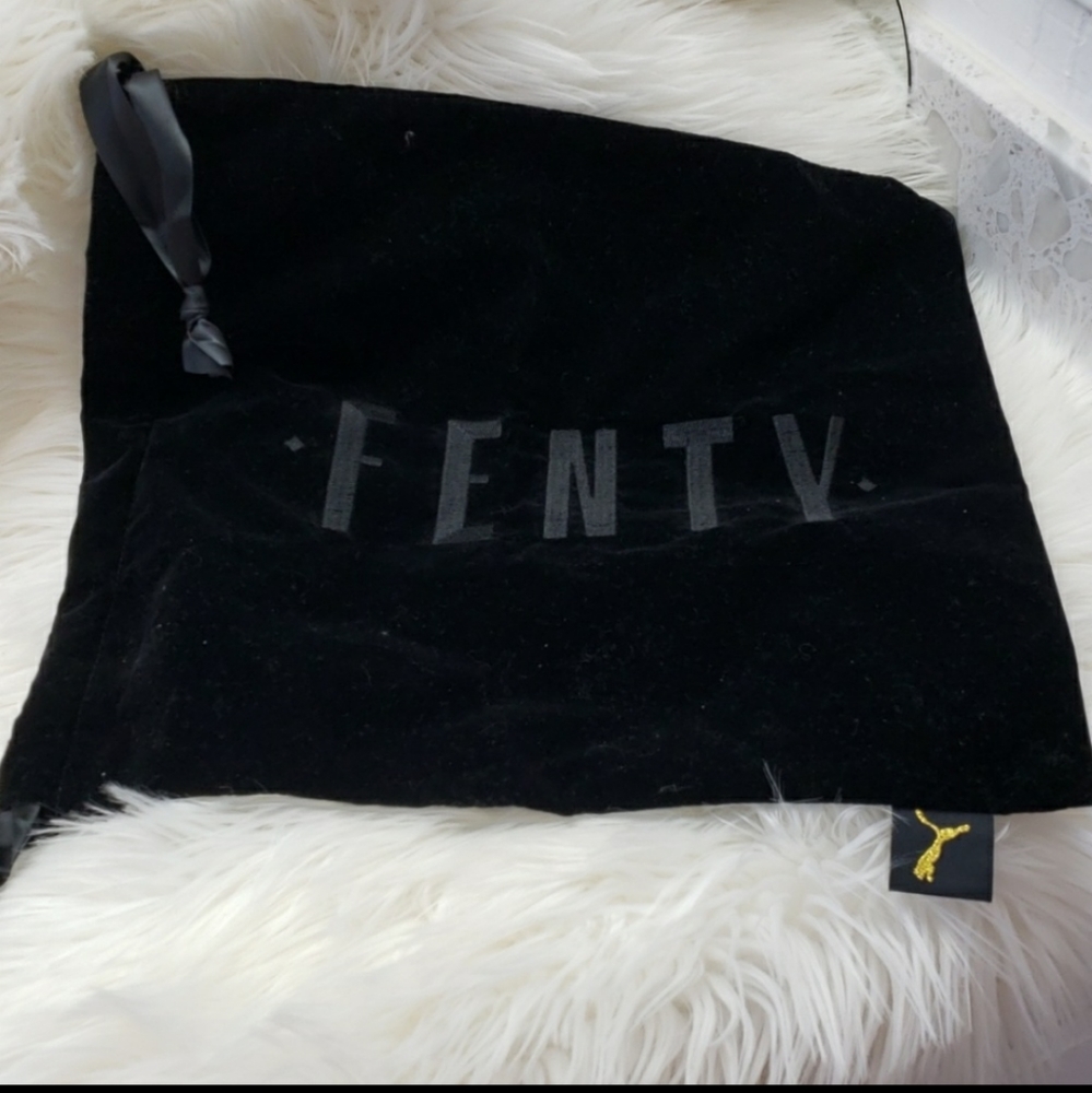 Fenty puma dustbag new with tags 🔥 5/$25 Bundle Sale 🔥